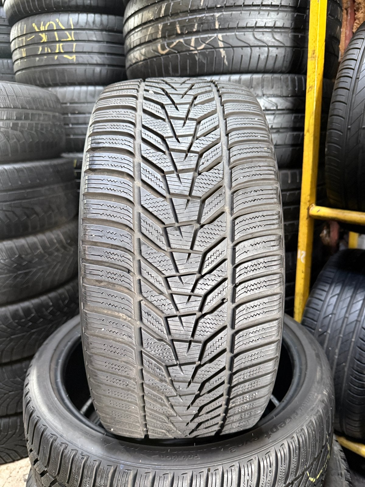 245/35/19 Hankook avec montage et équilibrage, Enlèvement