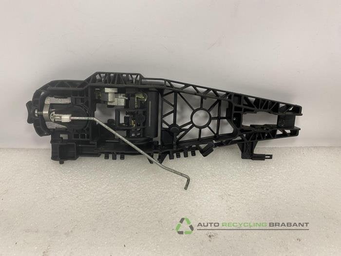 Poignée portière 4portes avant gauche d'un Jeep Renegade, -, 3 mois de garantie, Utilisé, -