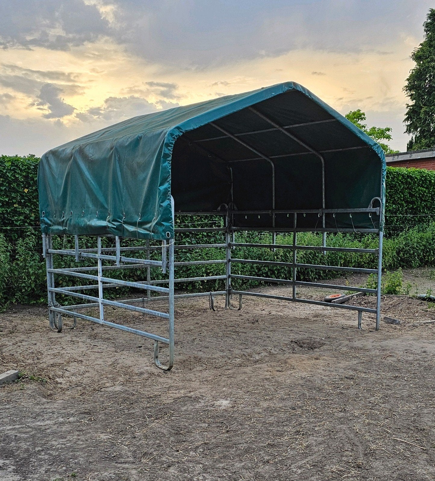 Weidetent / schuilstal, Dieren en Toebehoren