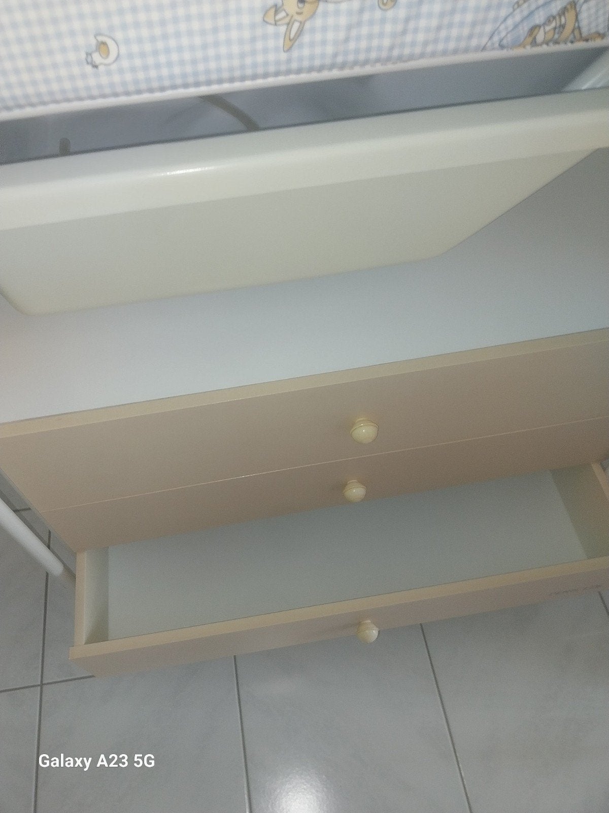 Armoire d'allaitement, Enfants & Bébés, Chambre d'enfant | Commodes & Armoires, Enlèvement, Utilisé