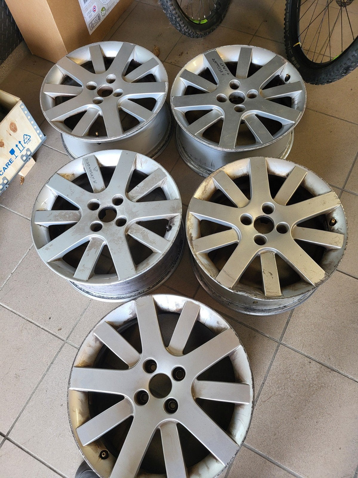 Jantes hockeneim 17" peugeot, Autos : Pièces & Accessoires, Pneus & Jantes