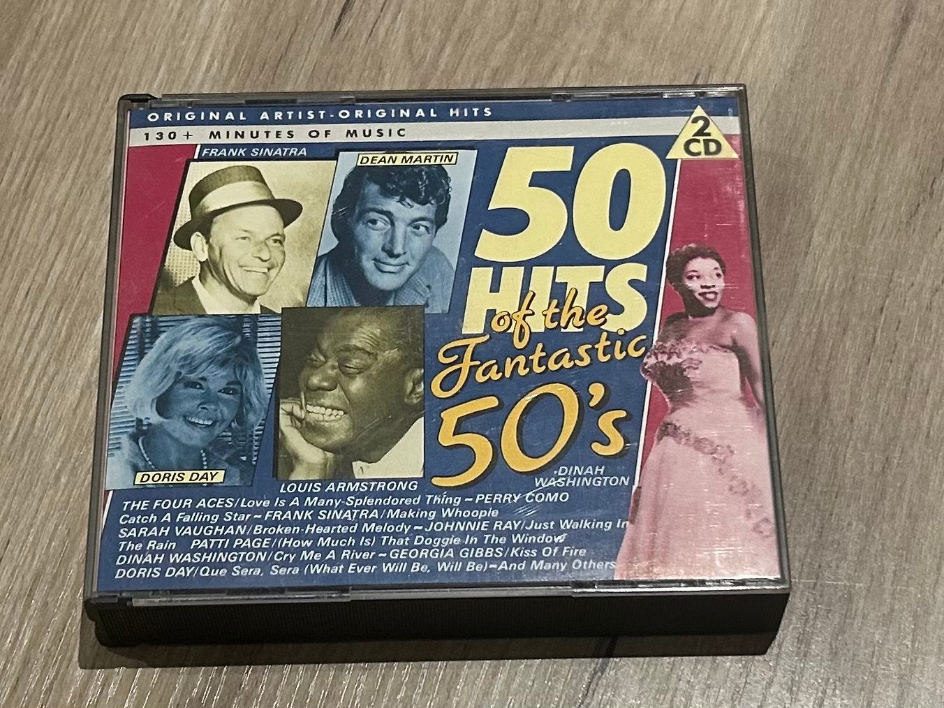 Dubbelcd: 50 hits of the fantastic 50's, Enlèvement ou Envoi