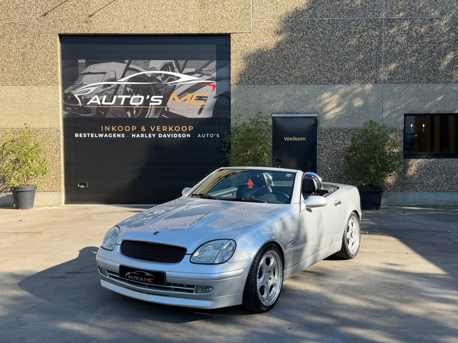 Mercedes Silk 2.6 Brabus, Autos, Cuir, Argent ou Gris, Entreprise, Entretenue par le concessionnaire