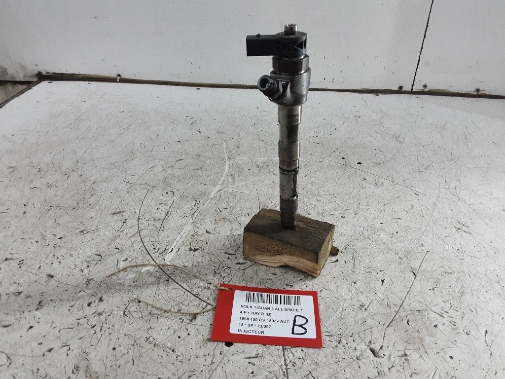 INJECTEUR Volkswagen Tiguan Allspace (BW2) (04L130277AC), Autos : Pièces & Accessoires, Systèmes à carburant, Volkswagen, Utilisé
