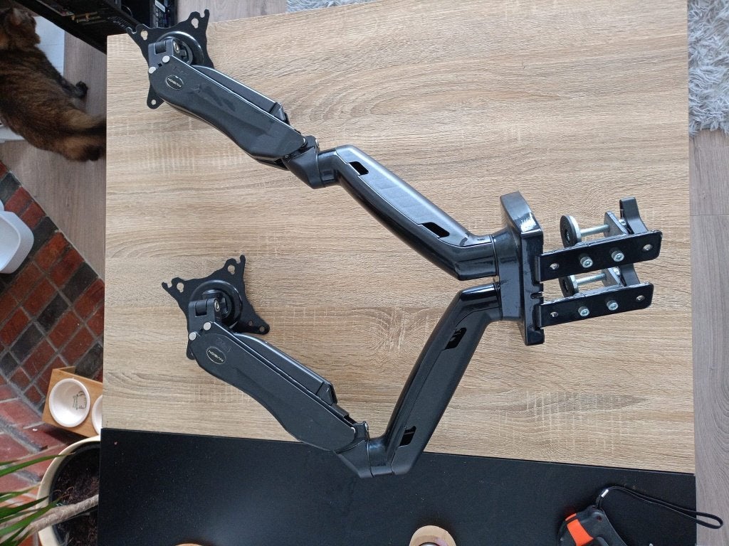 Bras articulé pour deux écrans, Informatique & Logiciels, Enlèvement, Comme neuf