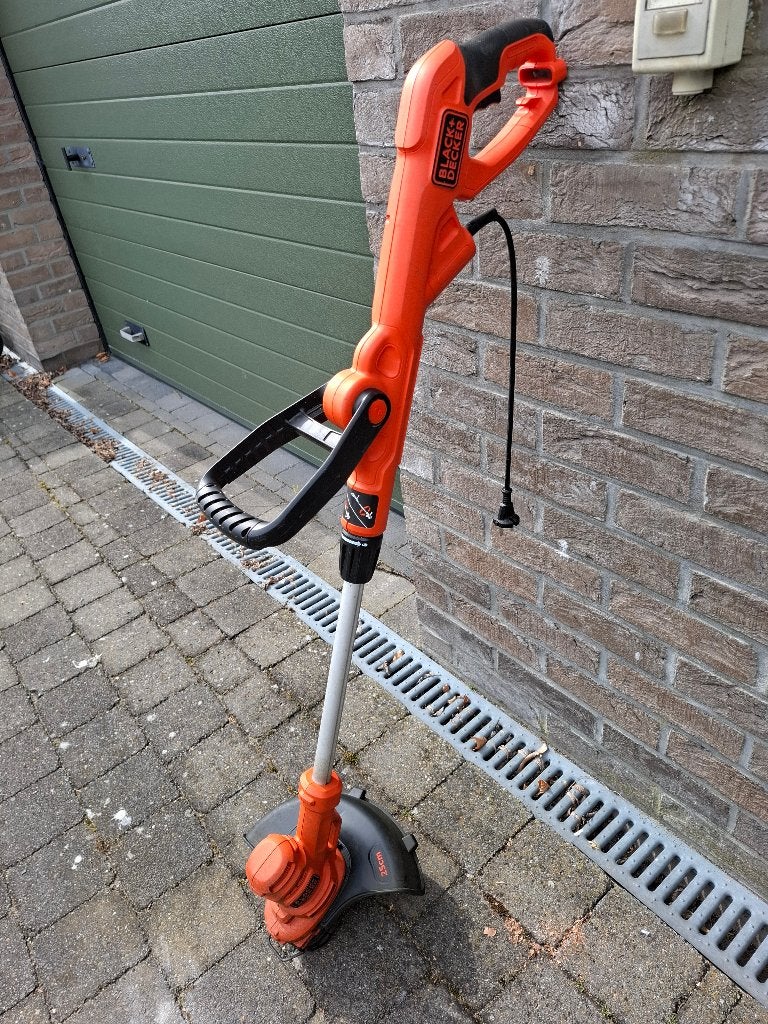 grastrimmer, Tuin en Terras, Grastrimmers, Ophalen, Gebruikt, Black&Decker, 10 tot 30 cm