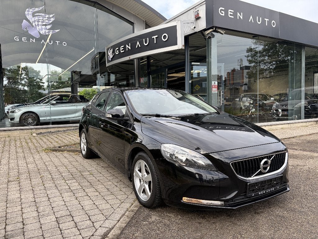 Volvo V40 2.0 D2 Eco Kinetic GPS Airco * 12 MOIS GARANTIE *, Autos, Achat, Euro 6, Entreprise, Garantie prolongée