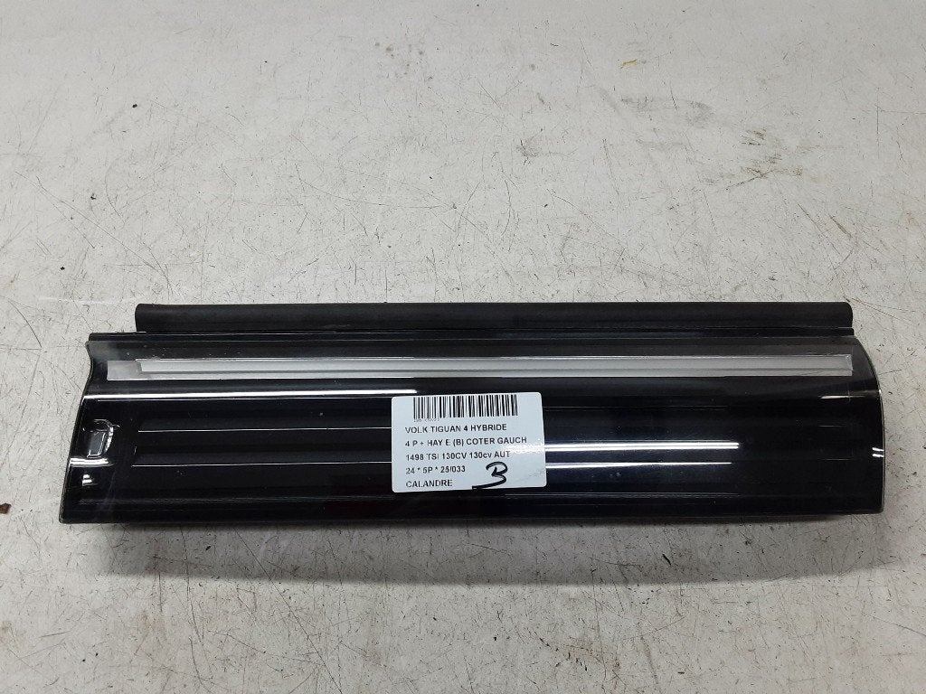 LUCHTROOSTER Volkswagen Tiguan (CT1) (571853655A), Gebruikt, Volkswagen, Mevr. I. Hauben, Rue de l'Espoir 34 34
4030  GRIVEGNÉE, BE