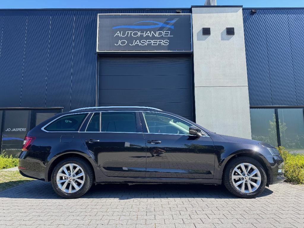Skoda Octavia Combi 1.5 TSI / 150 pk / Automaat, Auto's, Stof, 1498 cc, Zwart, Bedrijf