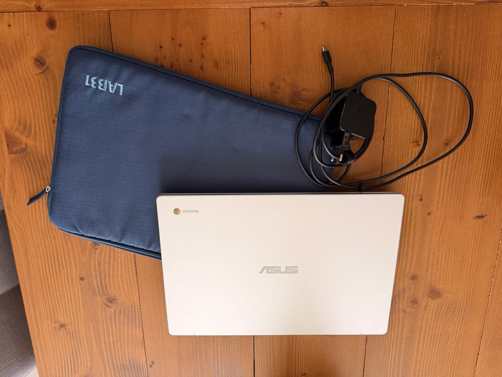 Chromebook Asus, Computers en Software, Chromebooks, Ophalen, Zo goed als nieuw