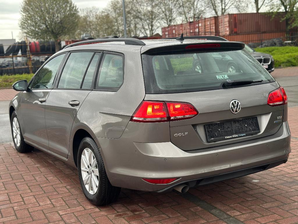 Golf7 Variant 1.6Tdi Euro5 GPS 1e eigenaar klaar registre, Auto's, Volkswagen, Euro 5, Stof, Te koop, Navigatiesysteem