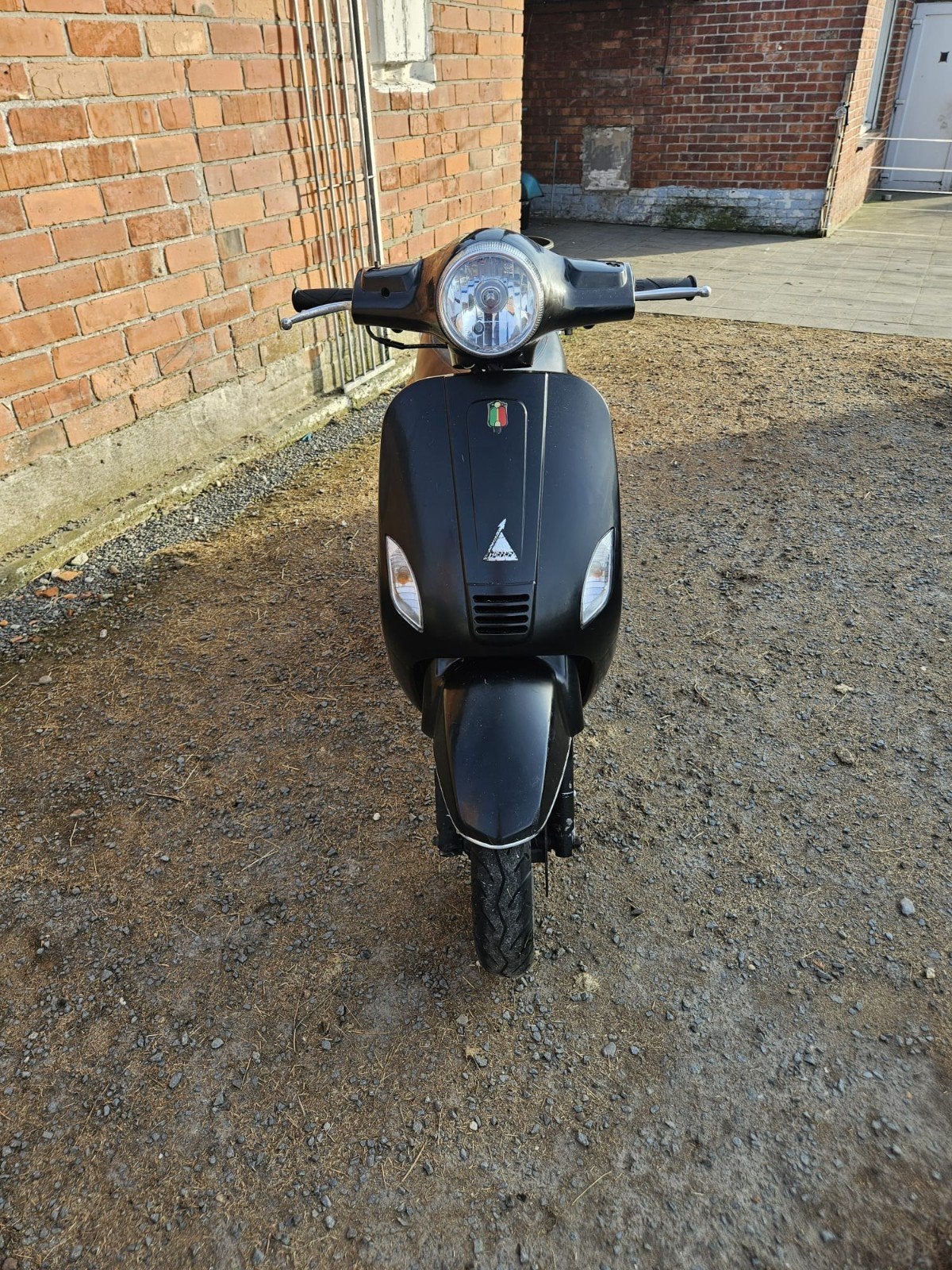 Gts 125cc scooter te koop met werk aan, Fietsen en Brommers, Snorfietsen en Snorscooters, Ophalen, Gebruikt, Benzine