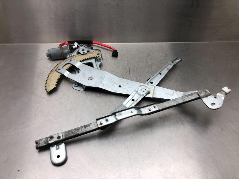 VITRE MECANISME AVANT DROIT Subaru Impreza II Plus (GG), Utilisé, Subaru