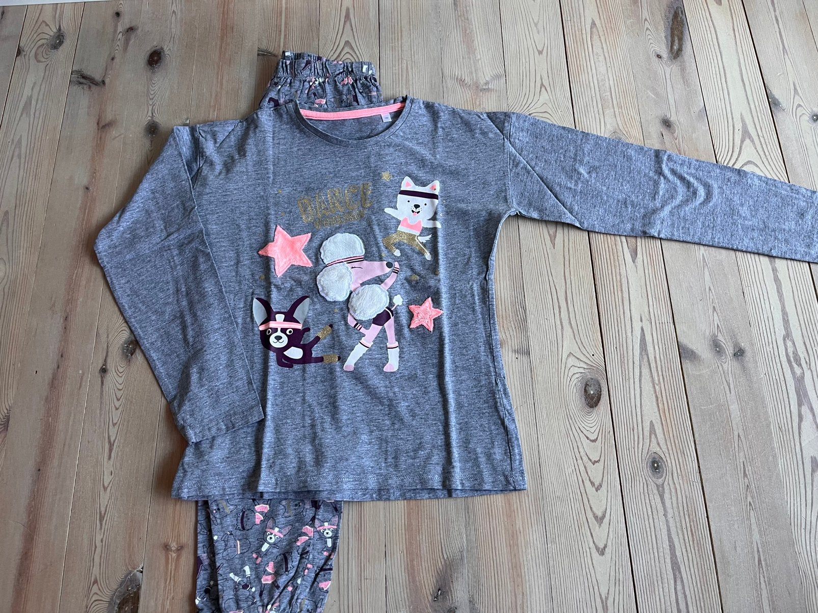 Pyjama, C&A, maat 152, Enfants & Bébés, Vêtements enfant | Taille 152, Enlèvement ou Envoi, Comme neuf, Fille, Vêtements de nuit ou Sous-vêtements