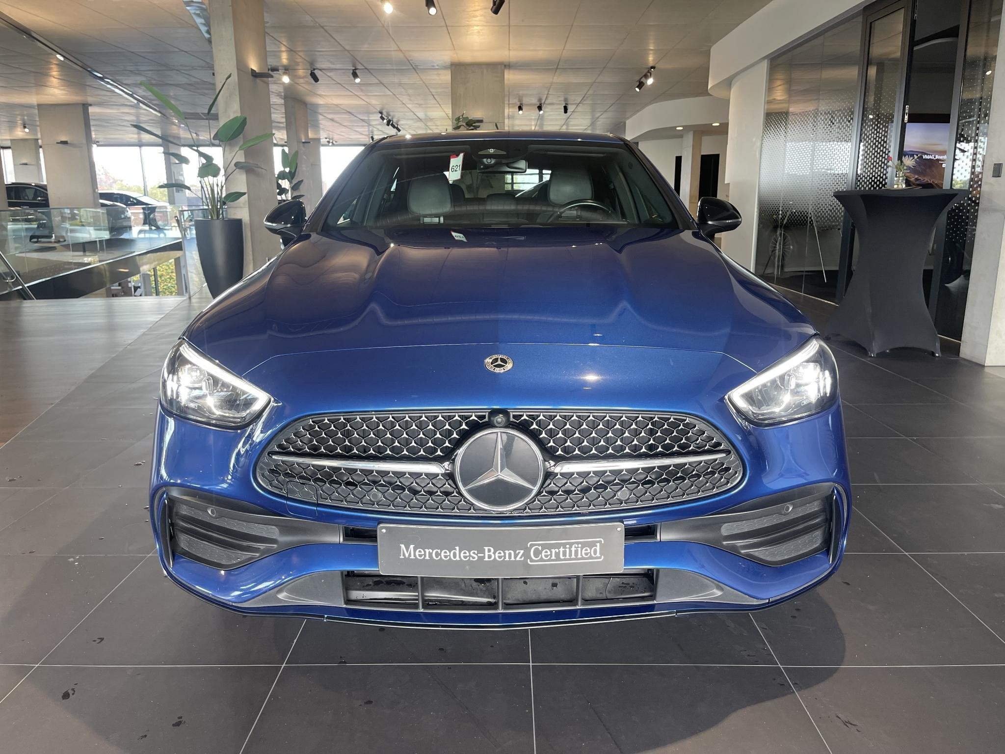 Mercedes-Benz C 300 e AMG Line Berline + TREKHAAK +, Auto's, Automaat, 4 cilinders, 2080 kg, Zwart