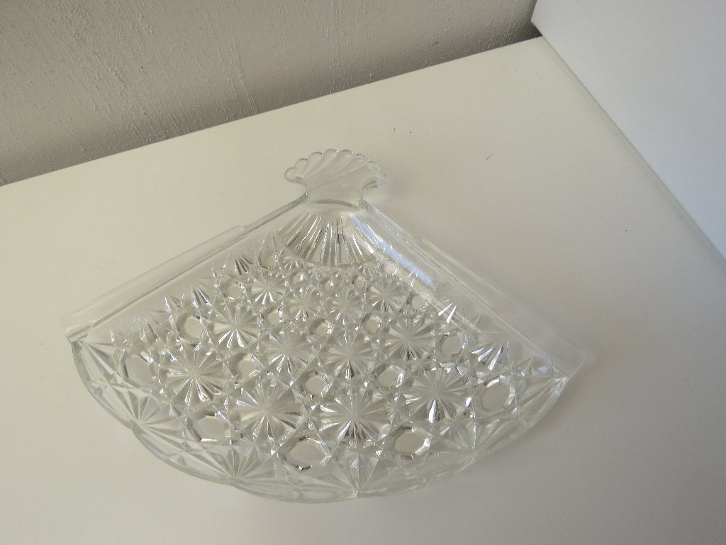 Bol en verre en forme d'éventail Avon, Antiquités & Art, Enlèvement ou Envoi