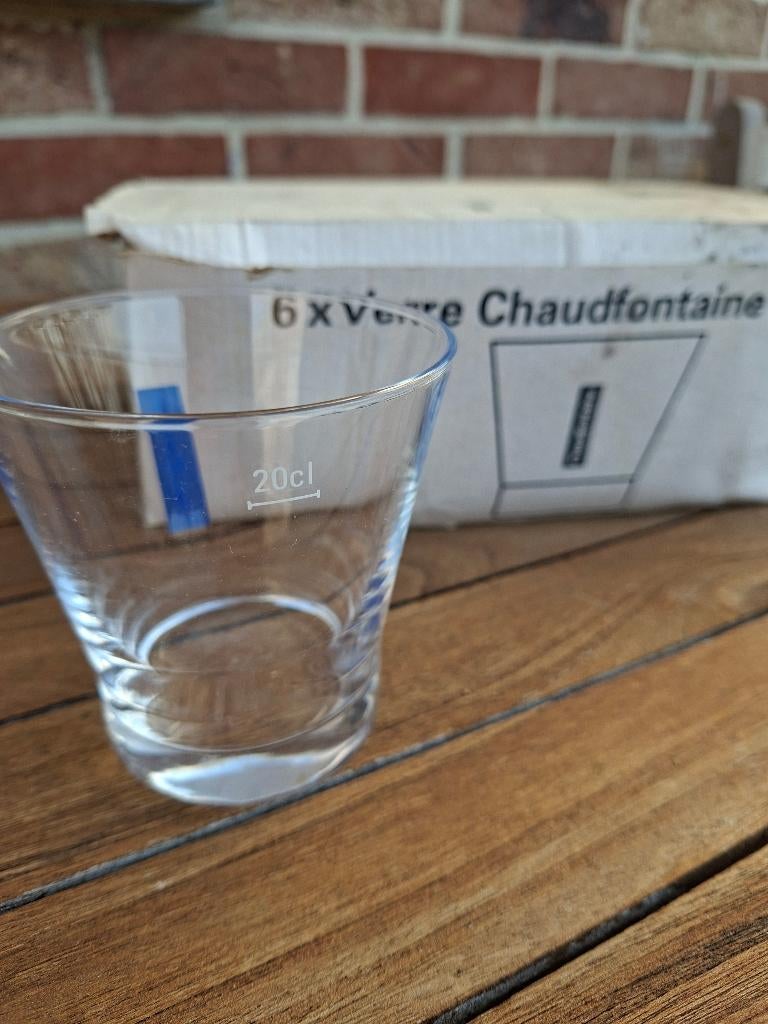 Verres Chaudfontaine, Enlèvement, Comme neuf, Verre à eau
