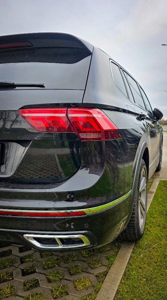 Volkswagen R-LINE Tiguan ALLSPACE | 2.0TDI | DIESEL | DSG, Autos, Volkswagen, Cuir, Euro 6, Commande vocale, Noir
