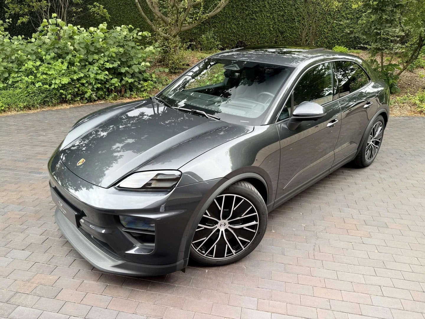Porsche Macan 4/ 100 kWh/BOSE/Pano/Head-Up/Stoelventilatie/I, Cuir, Argent ou Gris, Achat, 408 ch