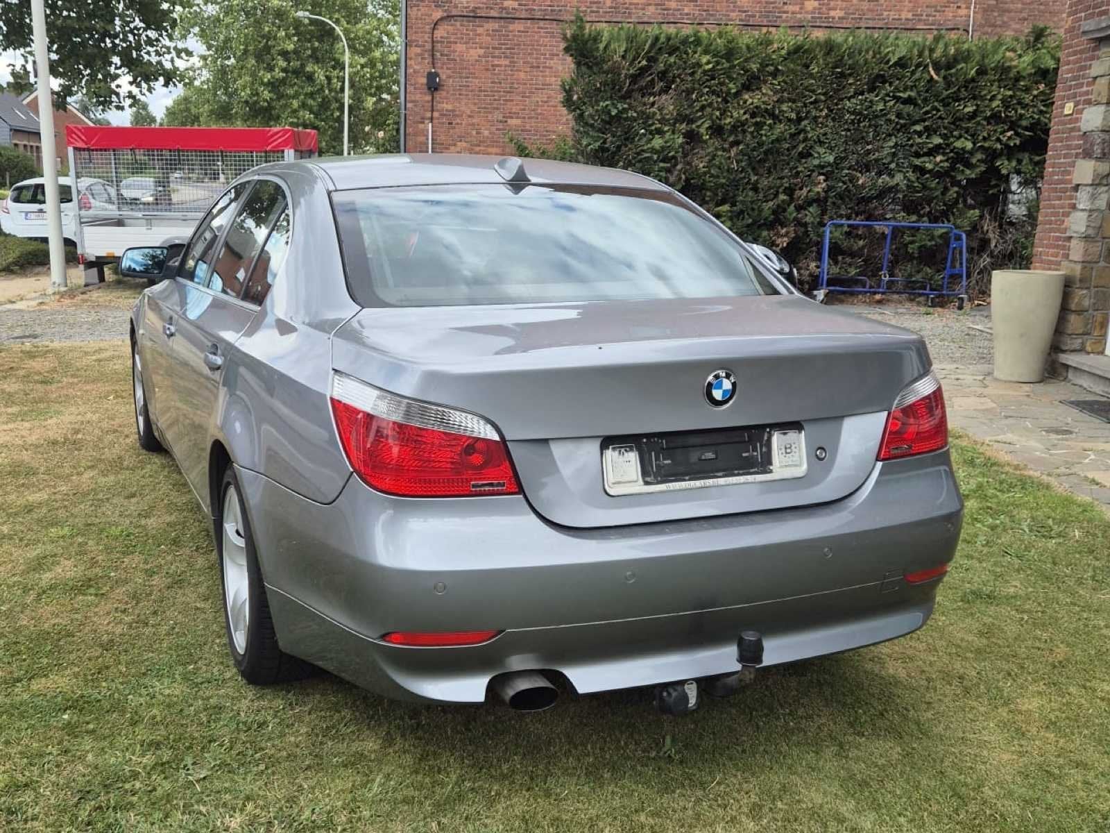 2007 BMW 520D sedan - airco - panoramisch open dak, Auto's, Automaat, Gebruikt, Bedrijf, Diesel