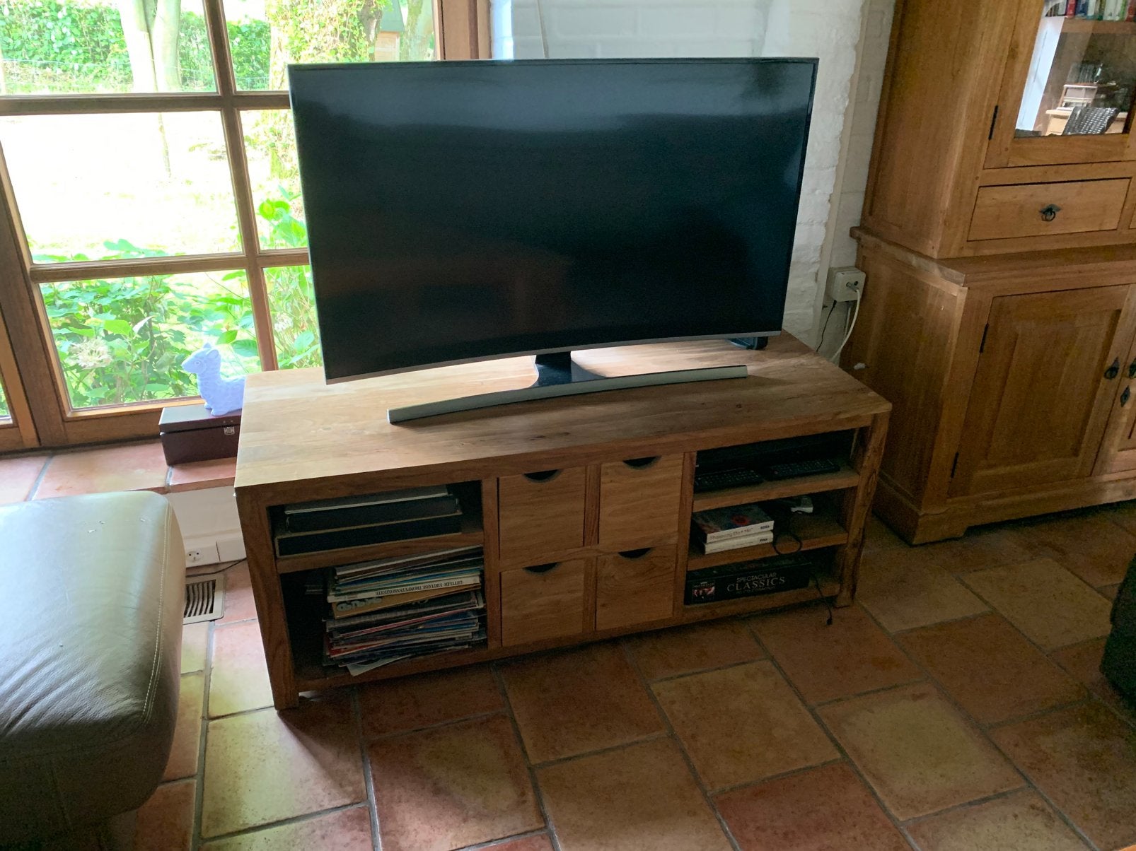 Teak tv meubel, Ophalen, Zo goed als nieuw