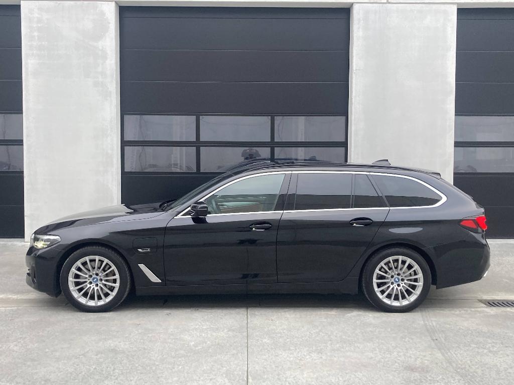 BMW 530e Touring /Toit panoramique/... /Garantie, Cuir, 215 kW, Euro 6, Entreprise