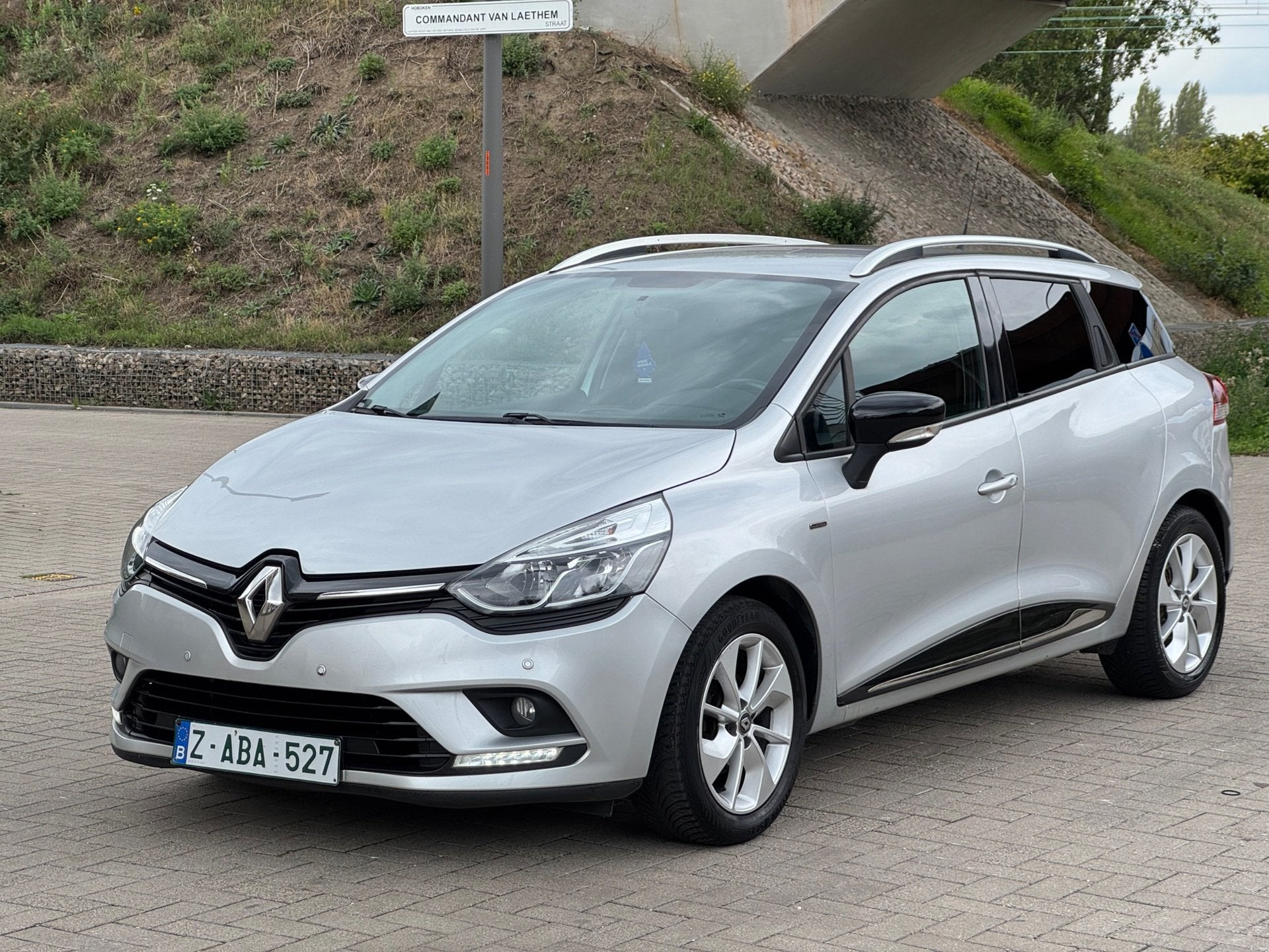 Renault Clio | Airco | Benzine | Euro 6b, Argent ou Gris, 74 ch, Euro 6, Entreprise