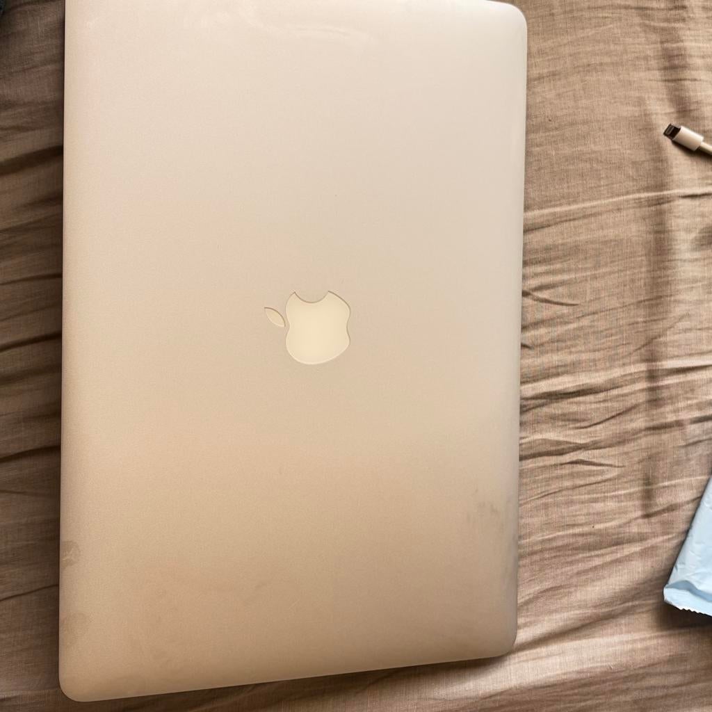 Macbook Pro 16-256GB İ7, Computers en Software, Apple Macbooks, Ophalen, Zo goed als nieuw, 15 inch, MacBook Pro