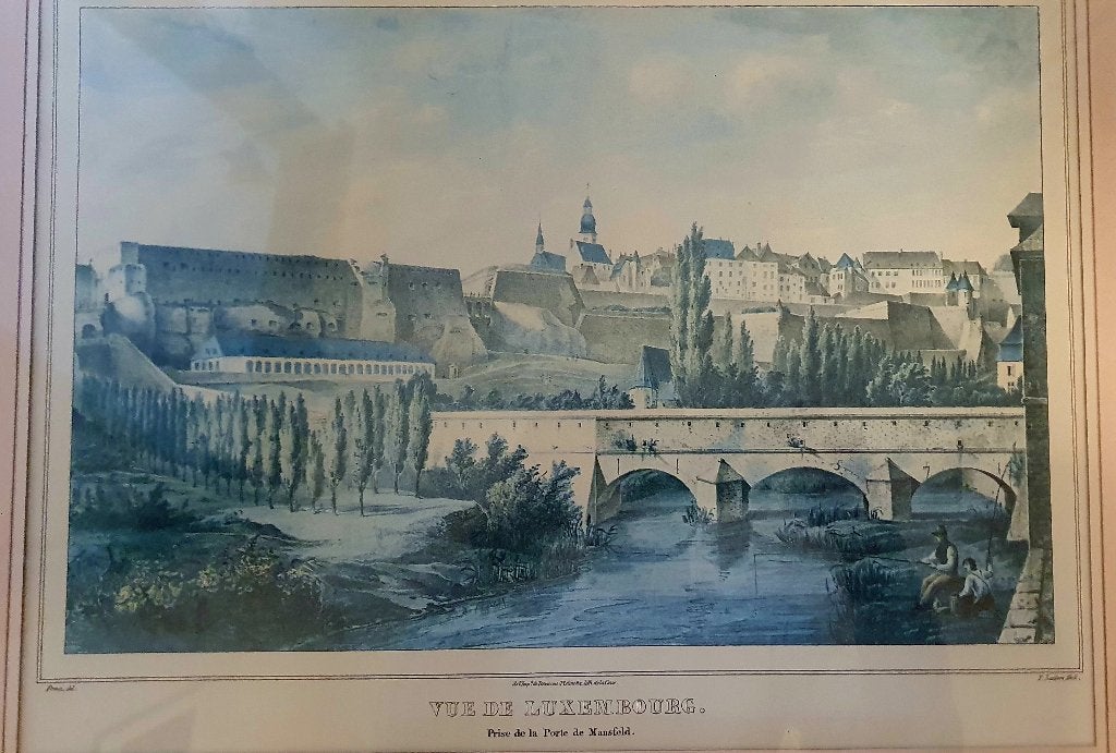 Cadre noyer Vue de Luxembourg 1814 (3), Maison & Meubles, Enlèvement ou Envoi, 54 cm, Tableau, Comme neuf