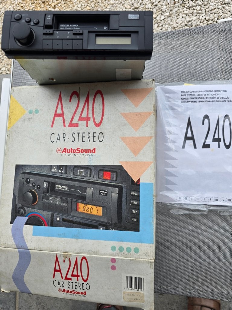 autoradio, Auto diversen, Autoradio's, Ophalen, Zo goed als nieuw