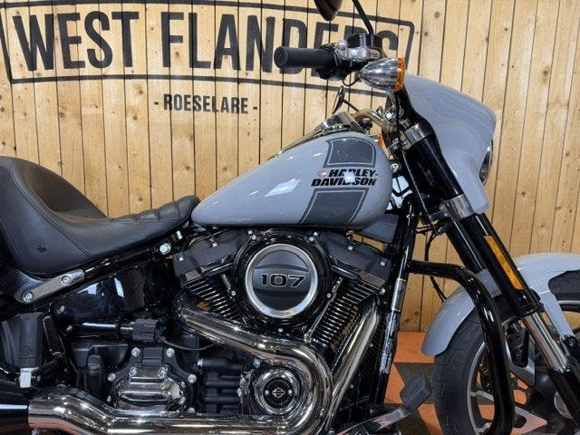 Harley-Davidson Sport Glide (bj 2024), 1746 cc, Harley-Davidson, Customerservices@harley‑davidson.com, 3700 West Juneau Avenue
WI 53208  Milwaukee, US