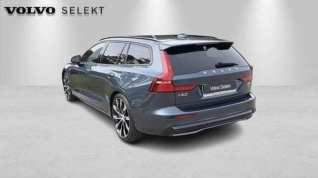 Volvo V60 B3 AUT Plus Dark, Auto's, Automaat, Euro 6, 1969 cc, Blauw