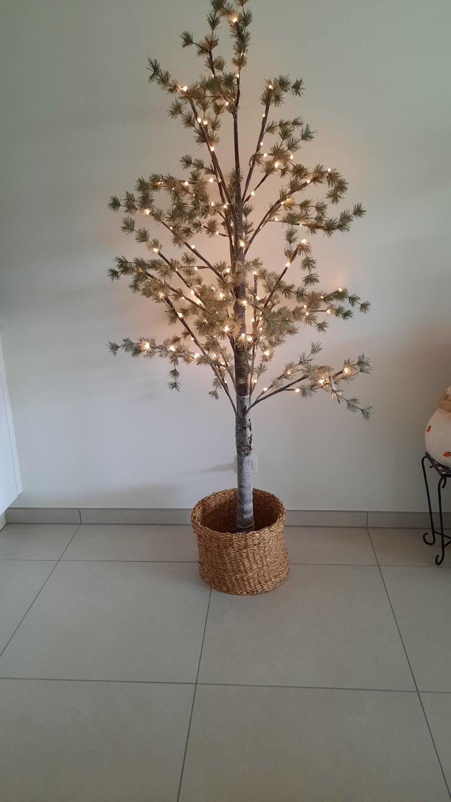 Prachtige kerstboom met vaste lichtjes in ..165 cm (koopje), Ophalen