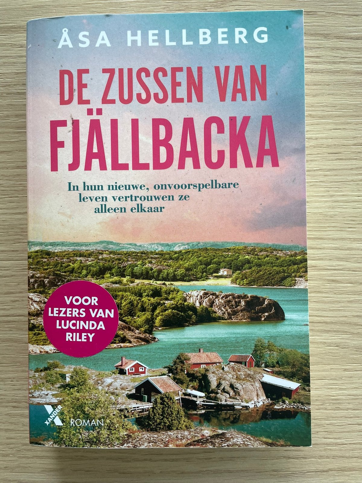 Åsa Hellberg - De zussen van Fjällbacka, Ophalen of Verzenden, Åsa Hellberg