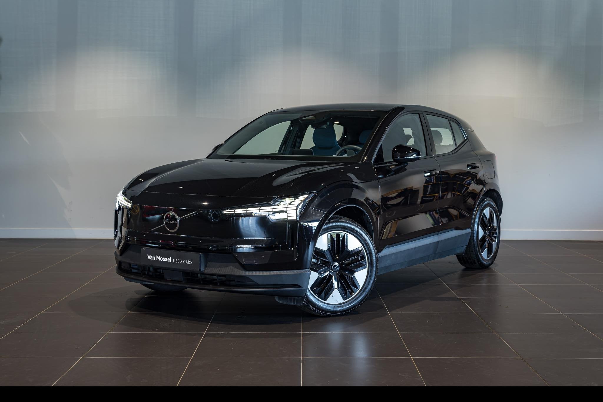 Volvo EX30 Single Motor Extended Range Core B.Ed., Auto's, Volvo, Automaat, Gebruikt, Euro 6, EX30
