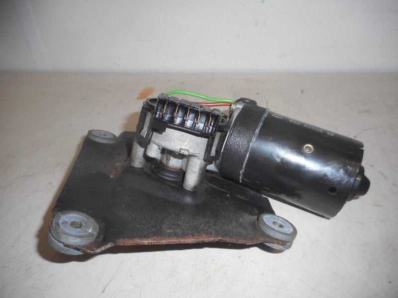 MOTEUR ESSUIE-GLACE AVANT Volvo S40 (VS) (0390241114), Utilisé, Volvo