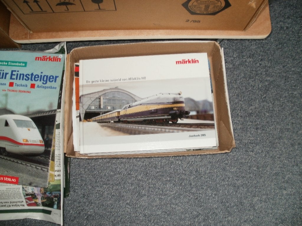 Mega Partij Ho Marklin/Fleischman,lima,trix div.catalogussen, Ophalen, Wisselstroom, Gebruikt, Boek, Tijdschrift of Catalogus
