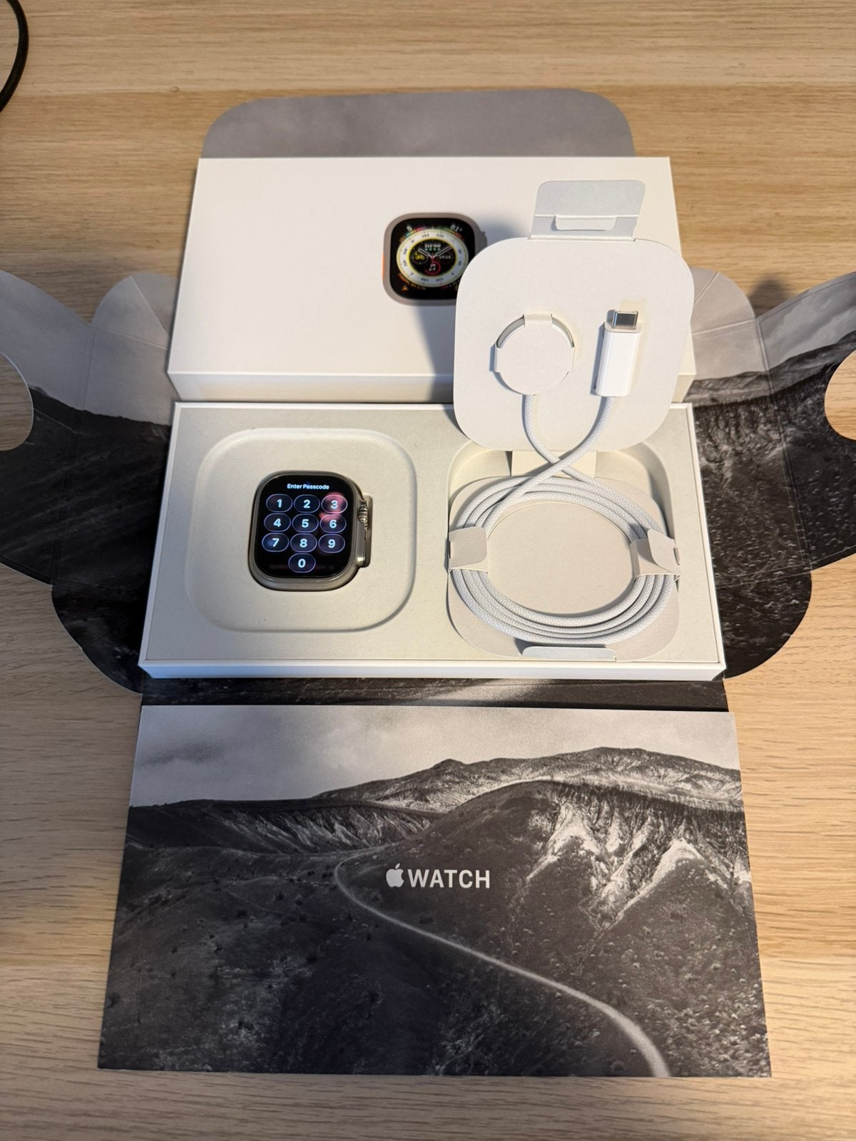 Apple Watch Ultra Titanium Case 49MM, Étanche, Gris, Enlèvement ou Envoi, IOS