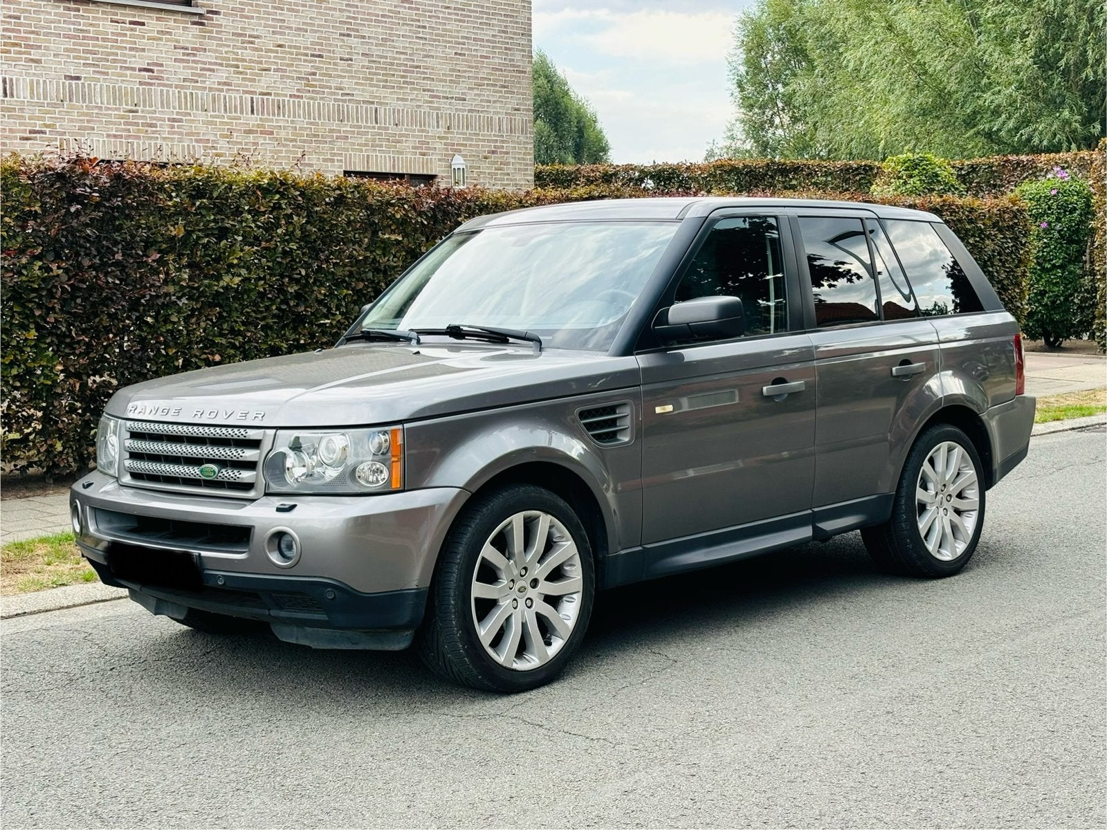 RANGE ROVER SPORT 2.7D LICHTE VRACHT 150€ TAX GEKEURD, Auto's, Land Rover, Automaat, Dealer onderhouden, Zwart, Elektronische parkeerrem