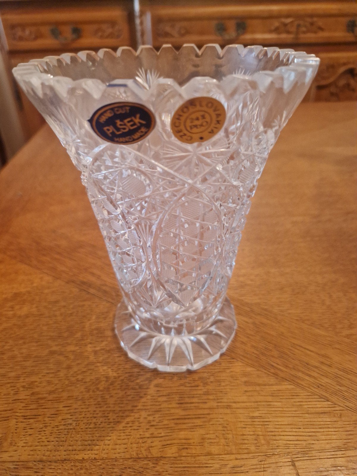 Vintage handgeslepen Boheemse kristallen vaas uit Tsjechoslo, Ophalen