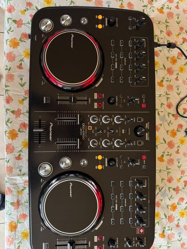 Pioneer DDJ-ERGO Limited Edition, Ophalen, Zo goed als nieuw, Dj-set, Pioneer