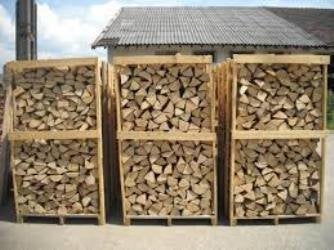 BOIS DE CHAUFFAGE À VENDRE — BOÎTES 3 ÉTOILES, 3 à 6 m³, Envoi, Chêne, Bûches
