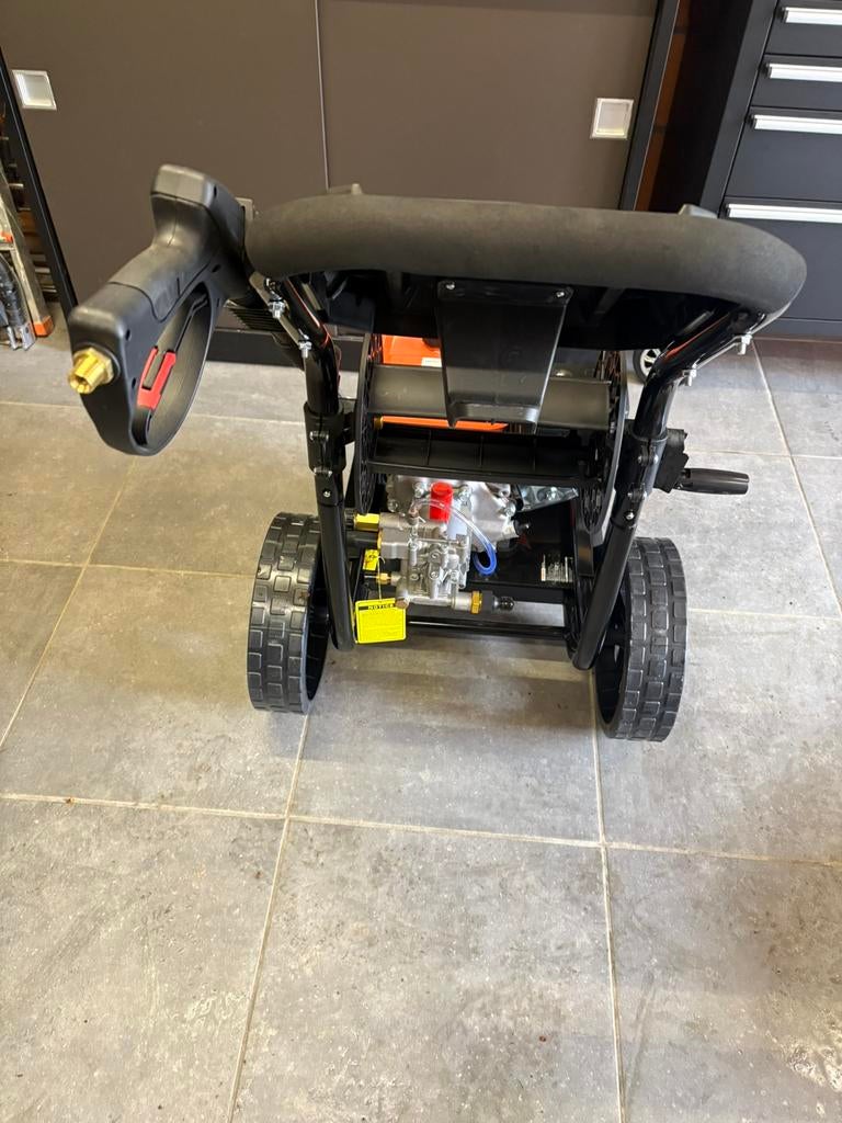 NIEUWPRIJS: €2195 daewoo benzine hogedruk reiniger, Ophalen of Verzenden, Nieuw, Benzine, Met regelbare waterdruk