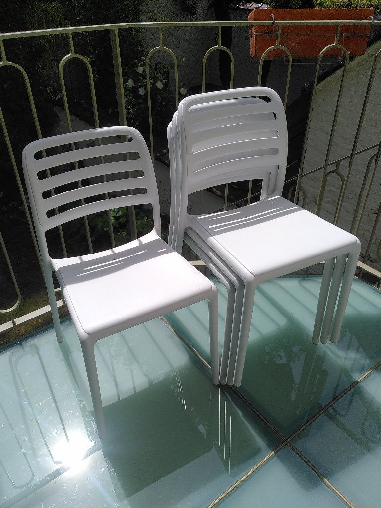 4 chaises de jardin blanches, made in Italy, Jardin & Terrasse, Chaises de jardin, Enlèvement, Utilisé, Plastique, Empilable