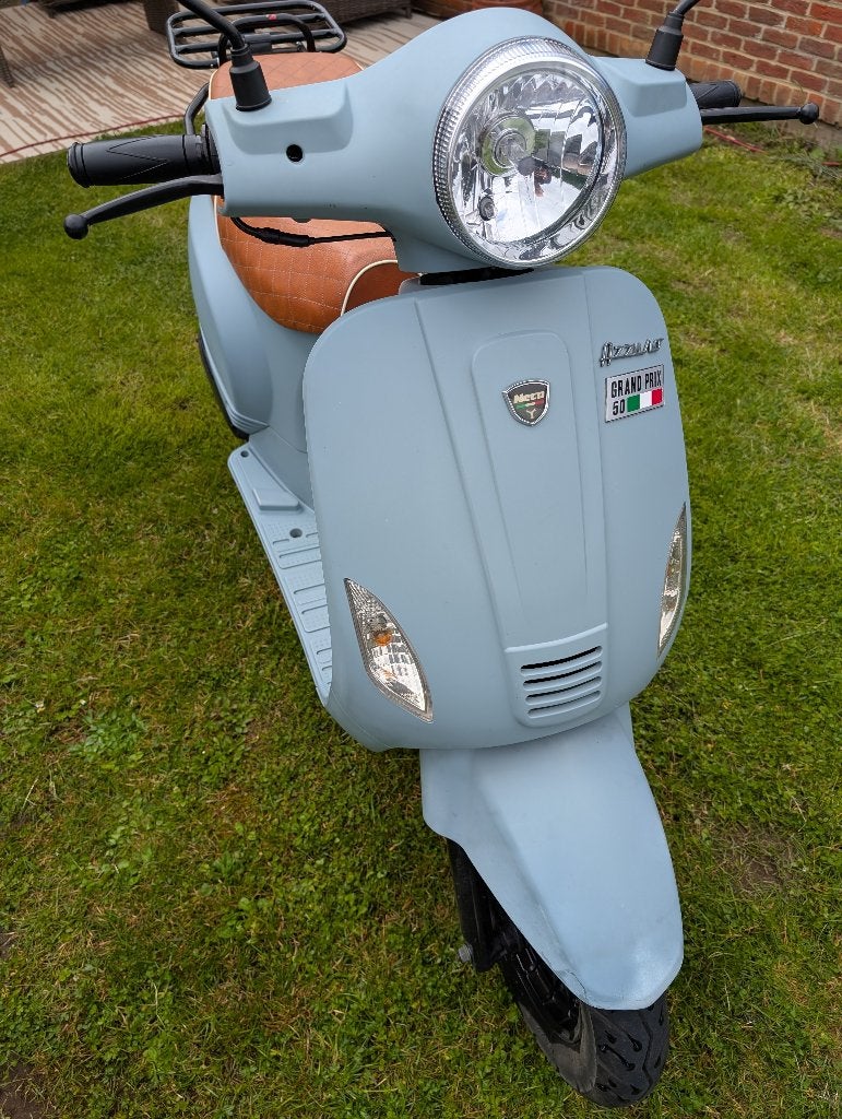 Neco Azzuro 50cc, Fietsen en Brommers, Scooters | Overige merken, Ophalen, Gebruikt, Neco, Klasse B (45 km/u)