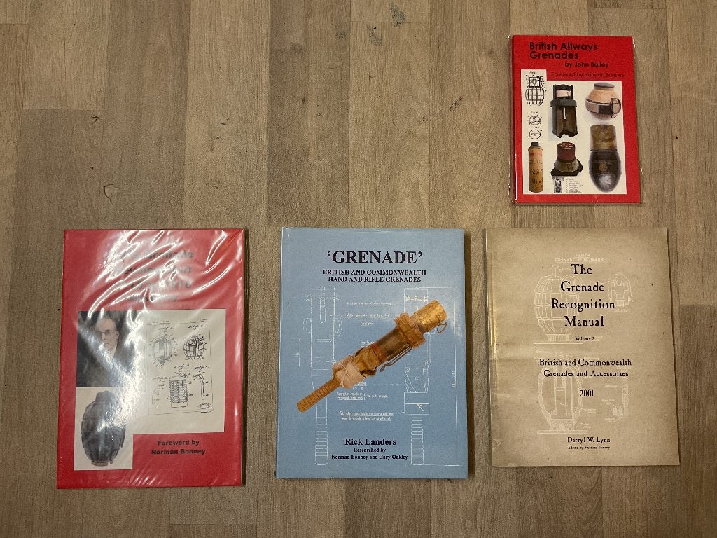 British grenades Engelse handgranaten mills no5 no23 no36, Verzamelen, Ophalen of Verzenden, Hulzen of Bodemvondsten