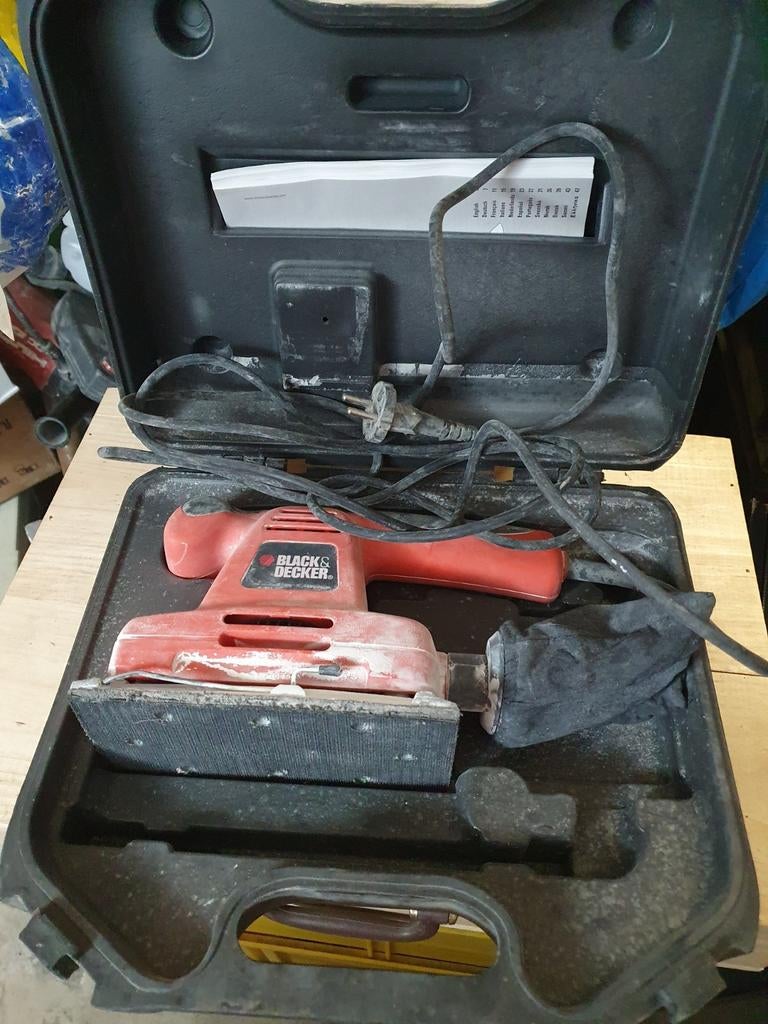 Ponceuse Black et decker, Enlèvement