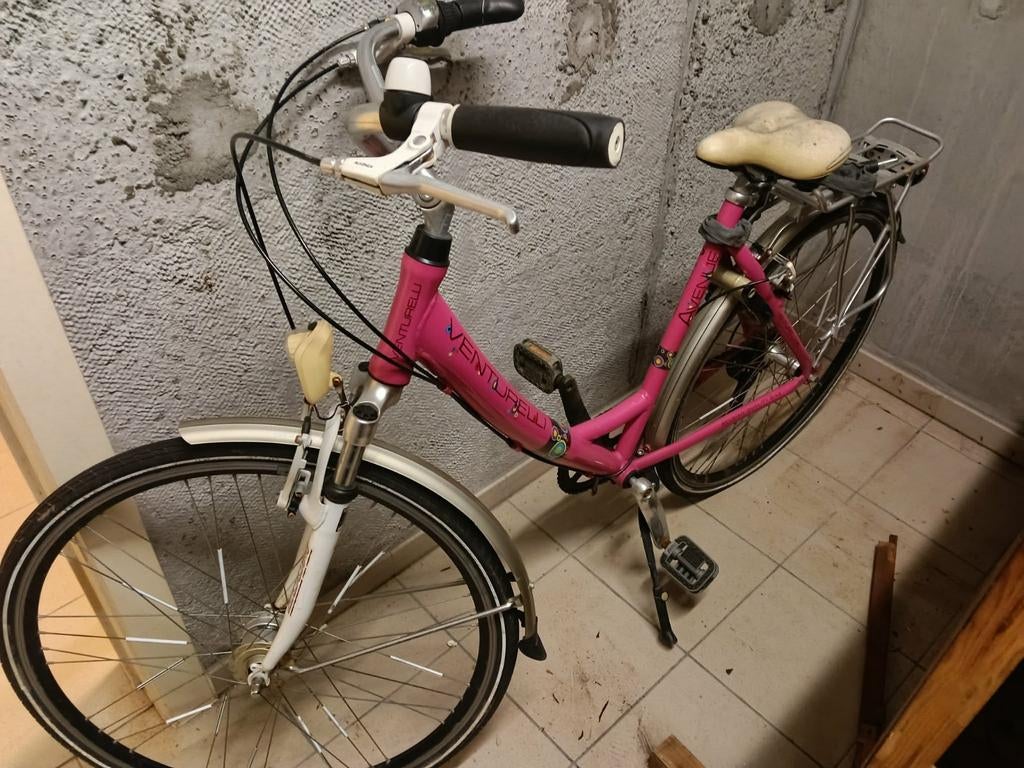 Dames fiets met bijhorende fietszak Roeselare, Fietsen en Brommers, Ophalen