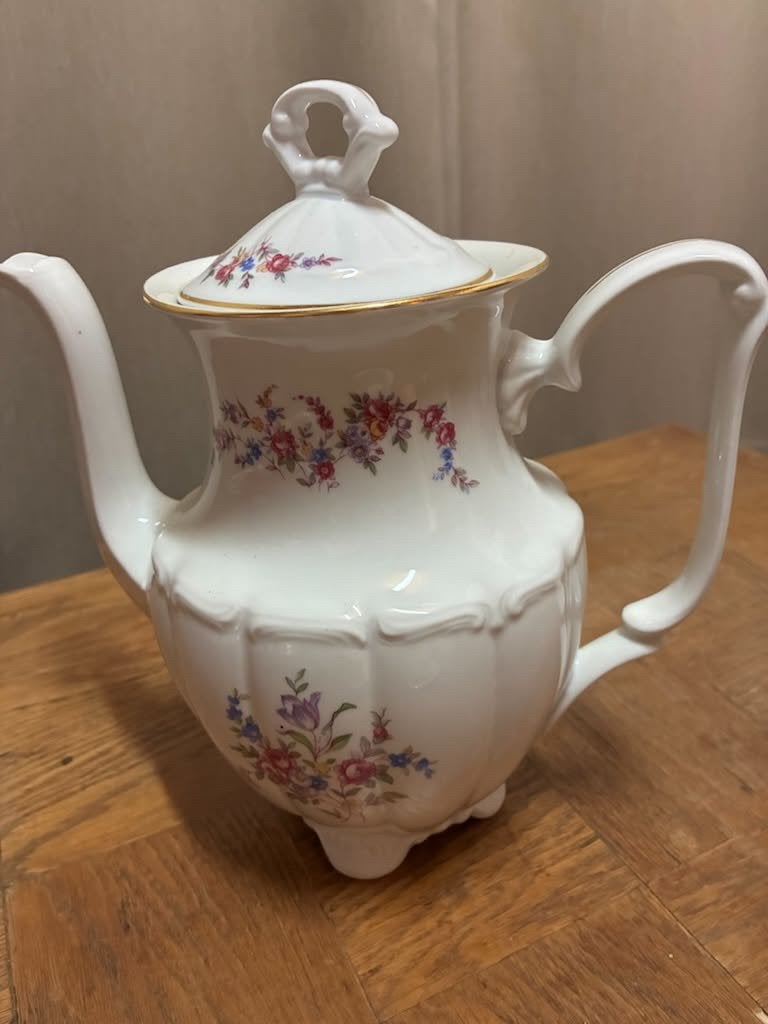Service à café en porcelaine de Wałbrzych Pologne- 25 pièces, Antiquités & Art, Enlèvement