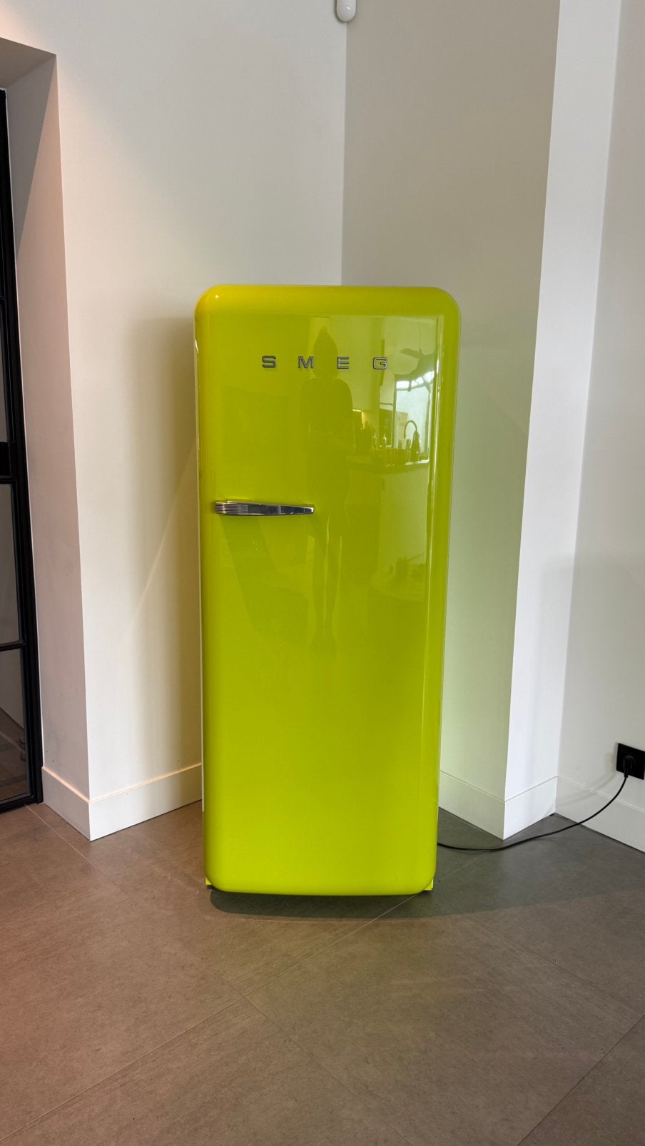 Réfrigérateur SMEG avec congélateur, Electroménager, 120 à 140 cm, Avec compartiment congélateur, Comme neuf, Enlèvement
